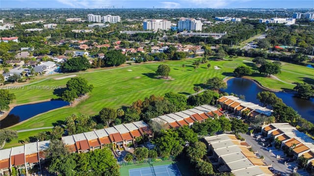 730 E Coco Plum Circle 3, sold in Majestic View Condo Numbe, Plantation, FL