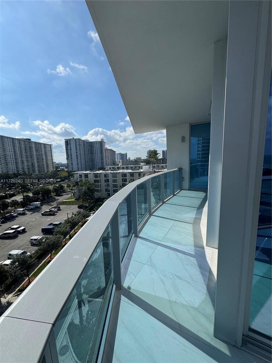 17550 Collins Avenue 601, Sunny Isles Beach, FL 33160 photo 9