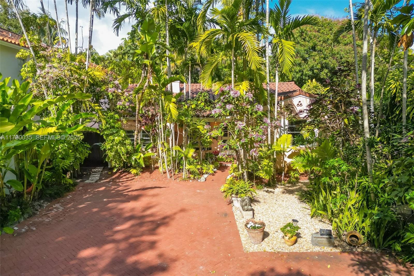 4137 Malaga Avenue, Coconut Grove, FL 33133