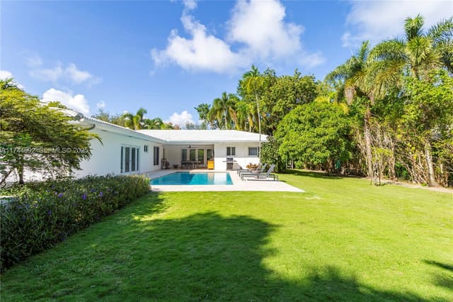 550 Pidgeon Plum Lane, Miami, FL 33137