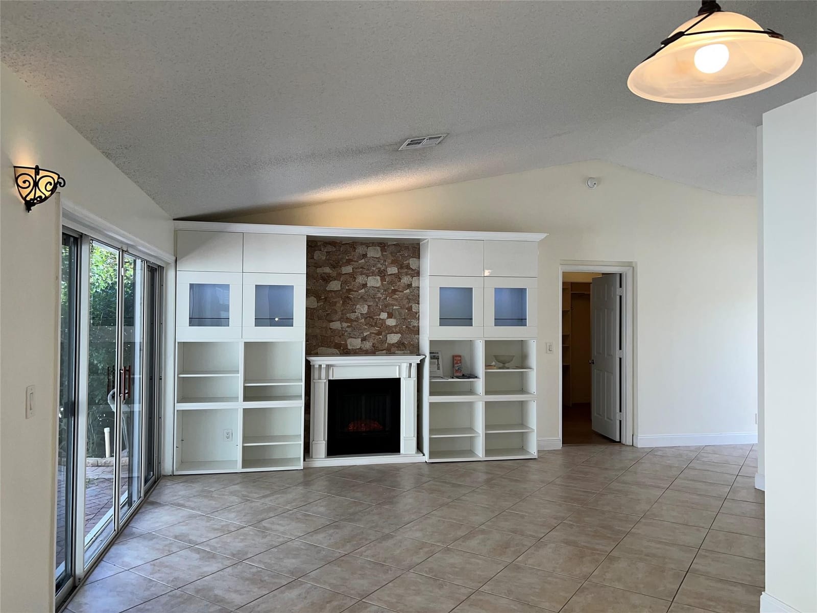 3433 Sands Harbor Trace, Pompano Beach, FL 33069 photo 8
