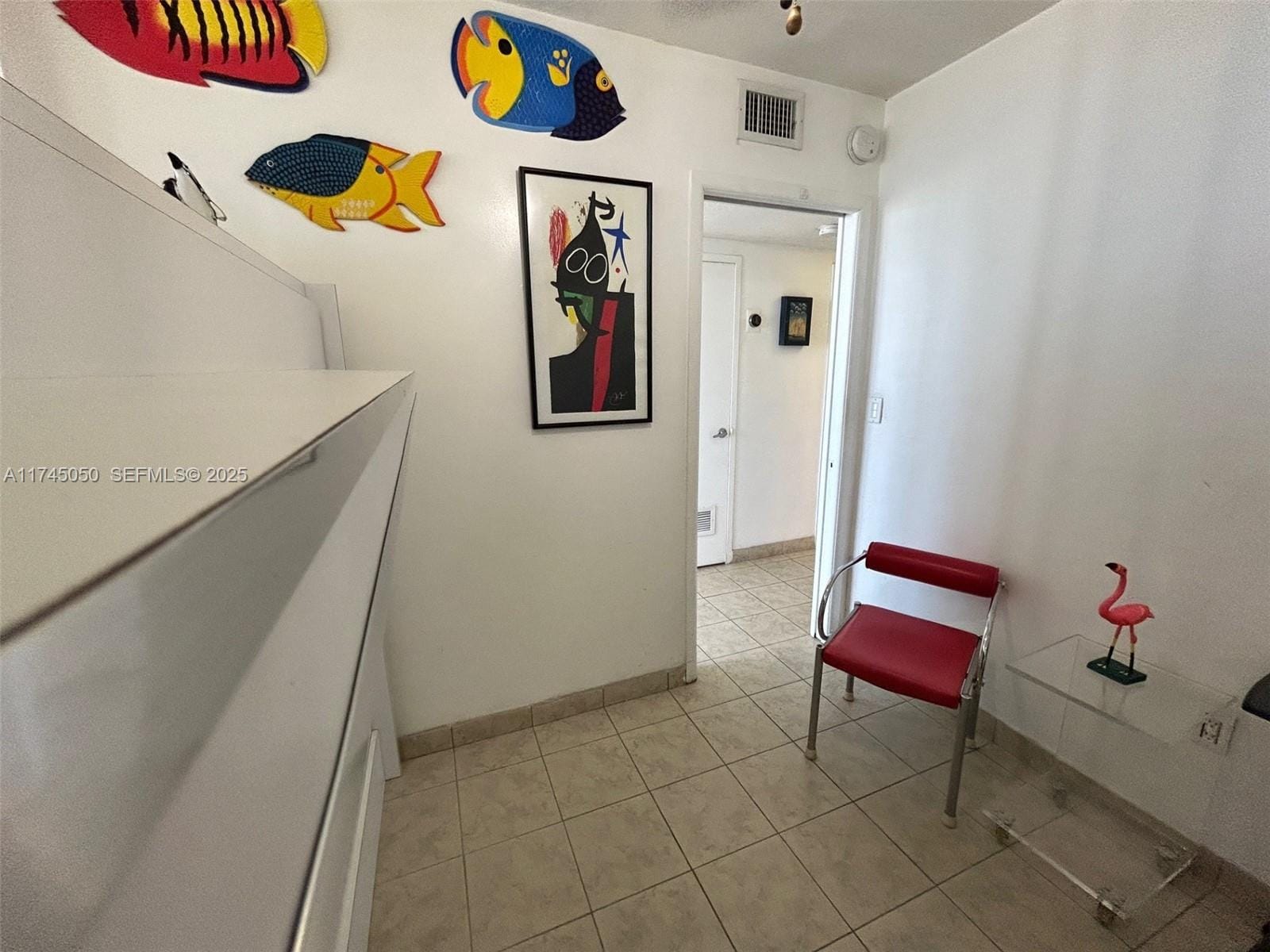 2899 Collins Avenue 533, Miami Beach, FL 33140 photo 12