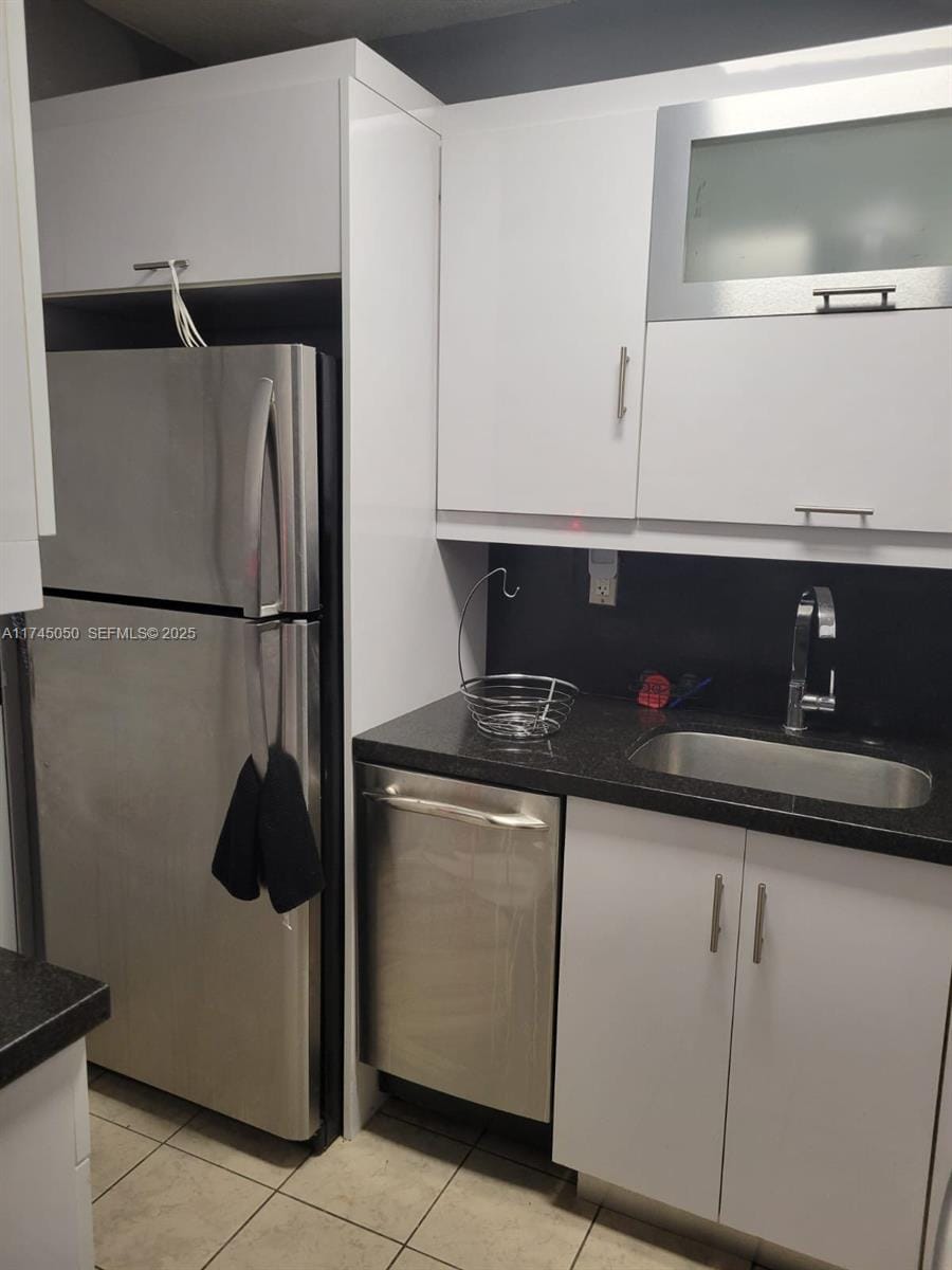 2899 Collins Avenue 533, Miami Beach, FL 33140 photo 4