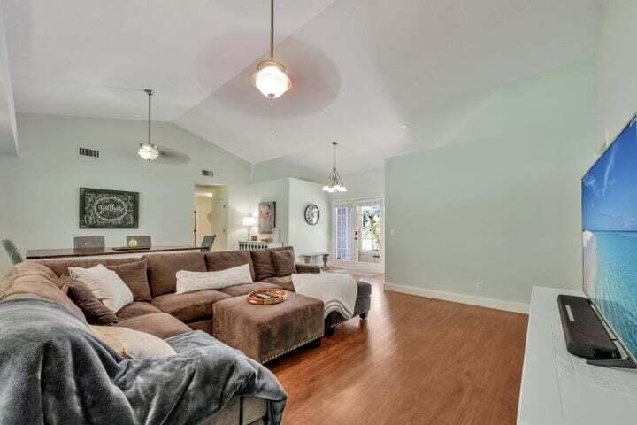 10510 SE Jupiter Narrows Drive, Hobe Sound, FL 33455 photo 6