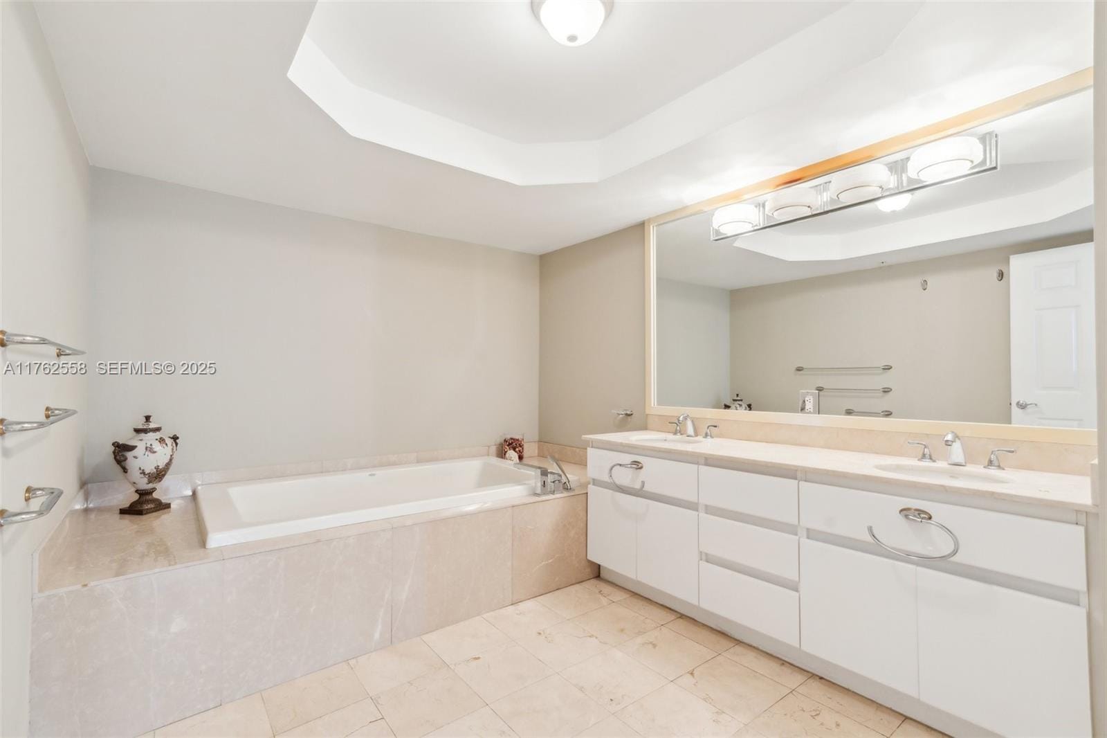 16711 Collins Avenue 704, Sunny Isles Beach, FL 33160 photo 13