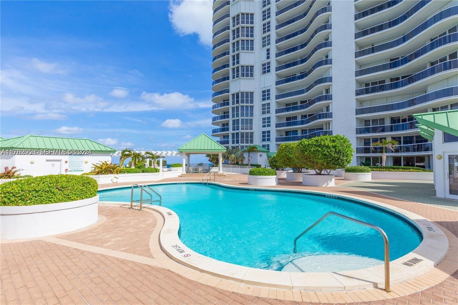 16711 Collins Avenue 704, Sunny Isles Beach, FL 33160 photo 30