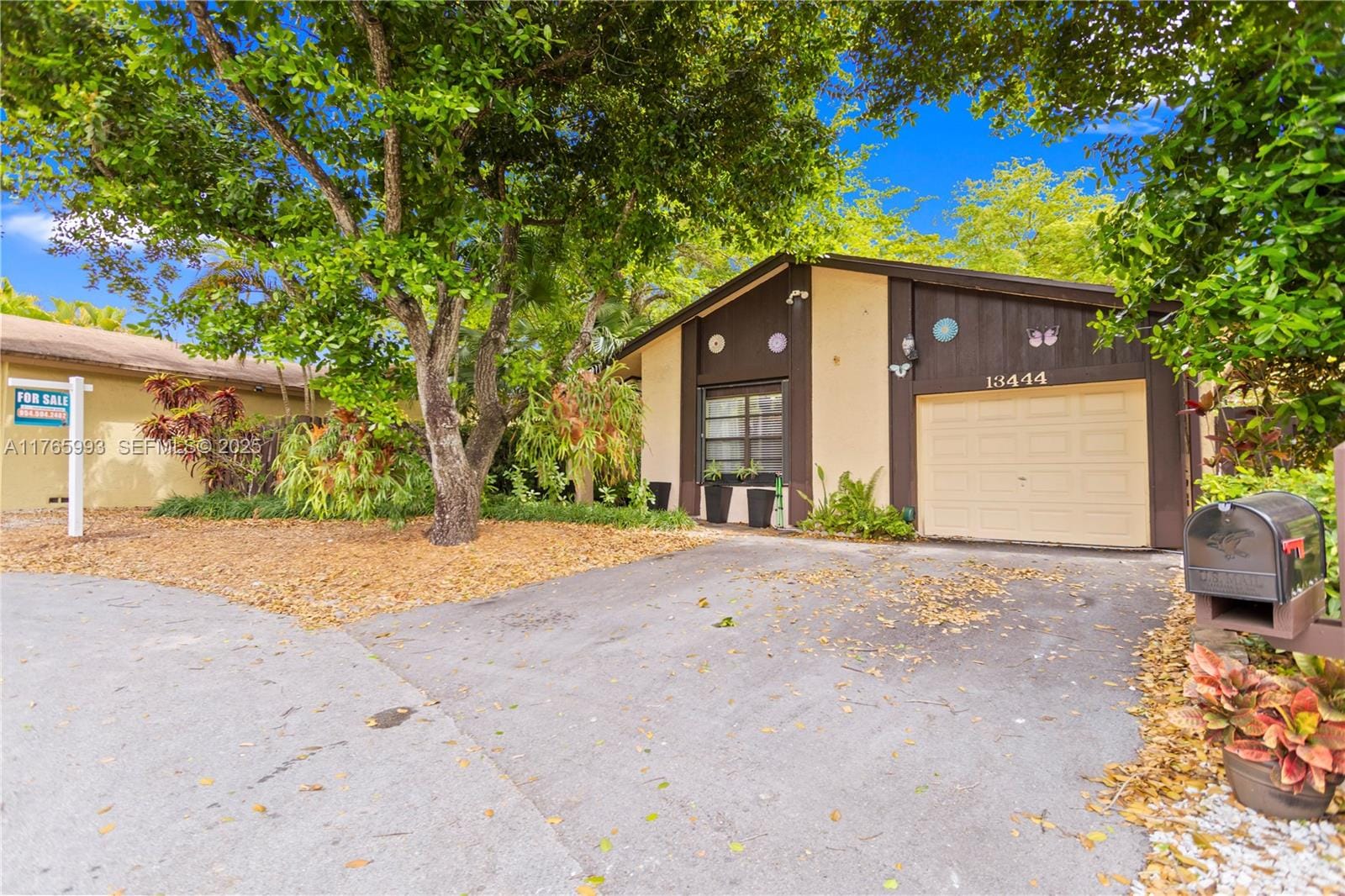 13444 SW 108th St N Circle, Miami, FL 33186