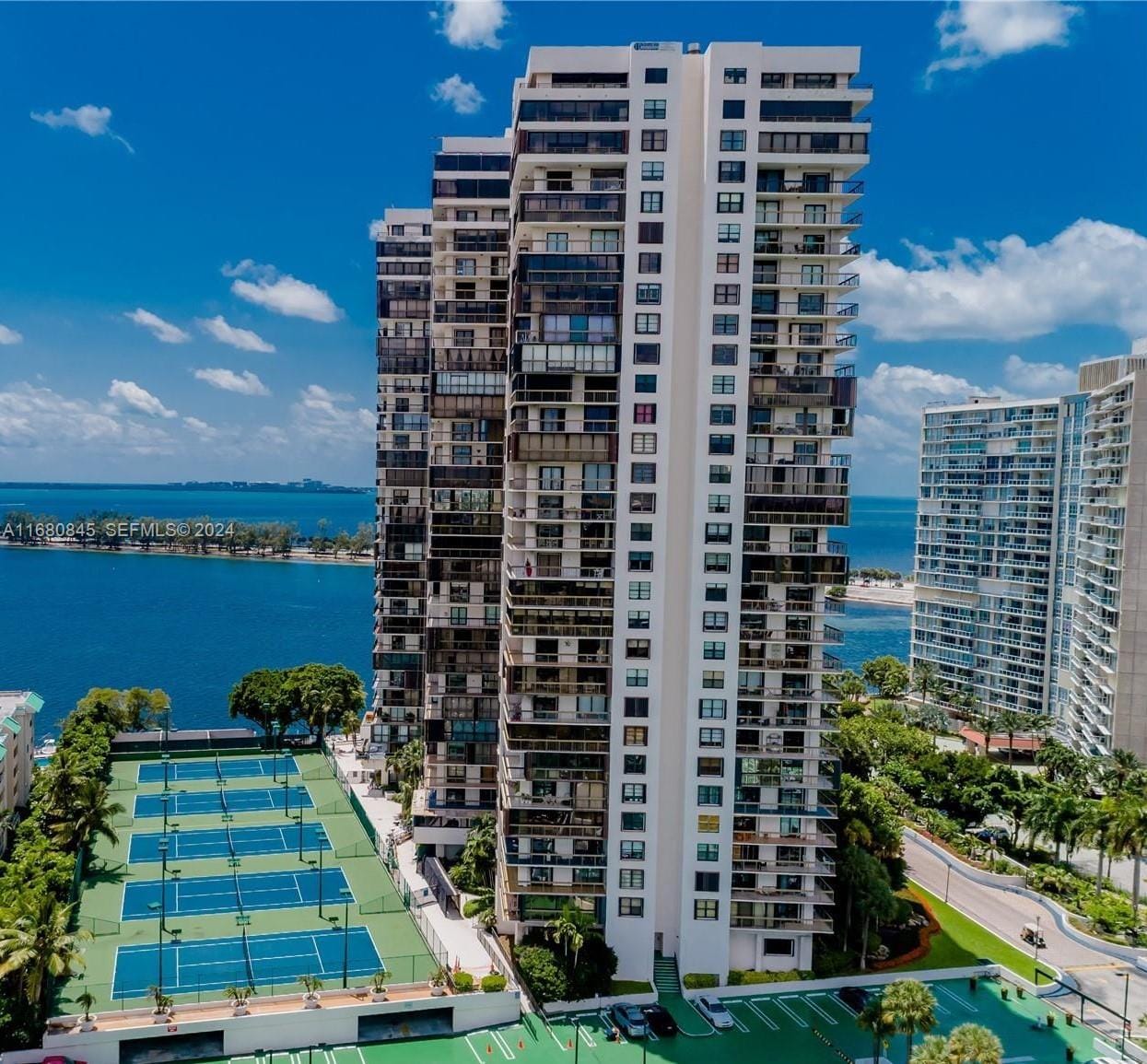 2333 Brickell Ave. 2611, Miami, FL 33129 photo 1