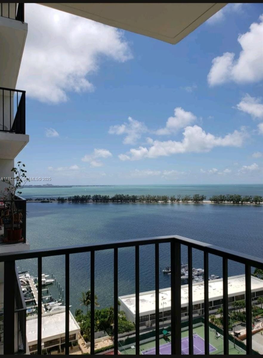 1901 Brickell Avenue B2304, Miami, FL 33129 photo 12