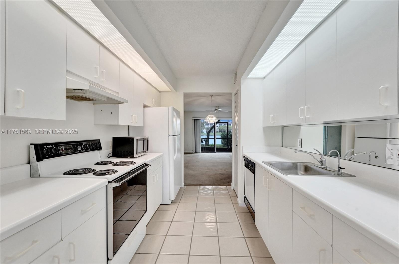13705 SW 12th Street 109B, Pembroke Pines, FL 33027 photo 6