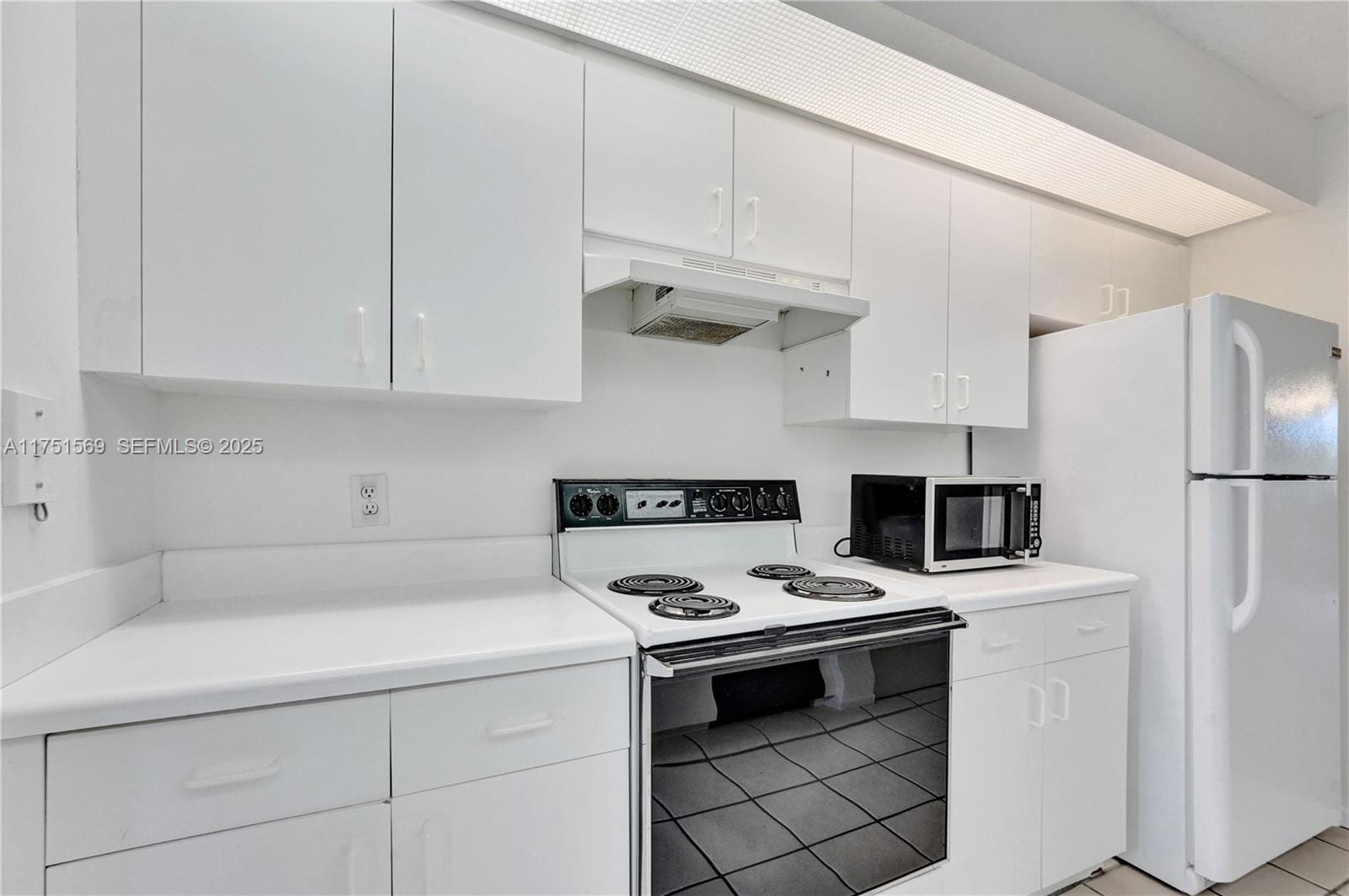13705 SW 12th Street 109B, Pembroke Pines, FL 33027 photo 8