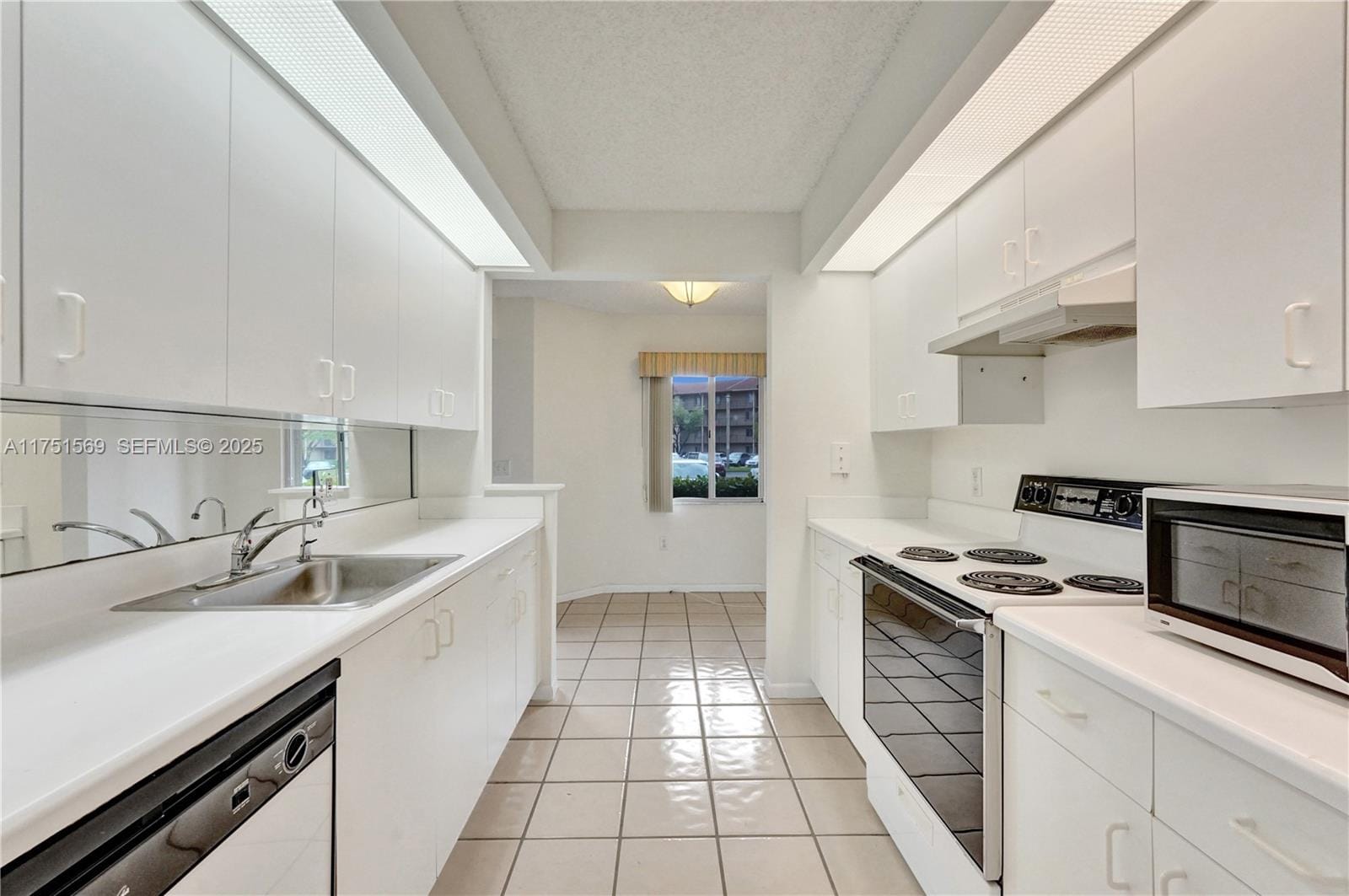 13705 SW 12th Street 109B, Pembroke Pines, FL 33027 photo 9