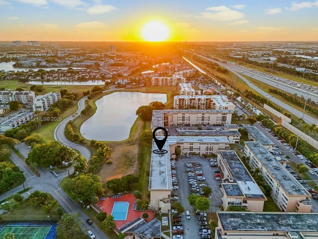 820 NW 87th Avenue 409, sold in Pinebark Condo No 1, Miami, FL