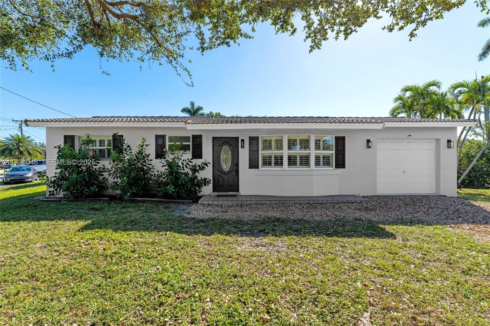 5750 SW 55th Street, Davie, FL 33314