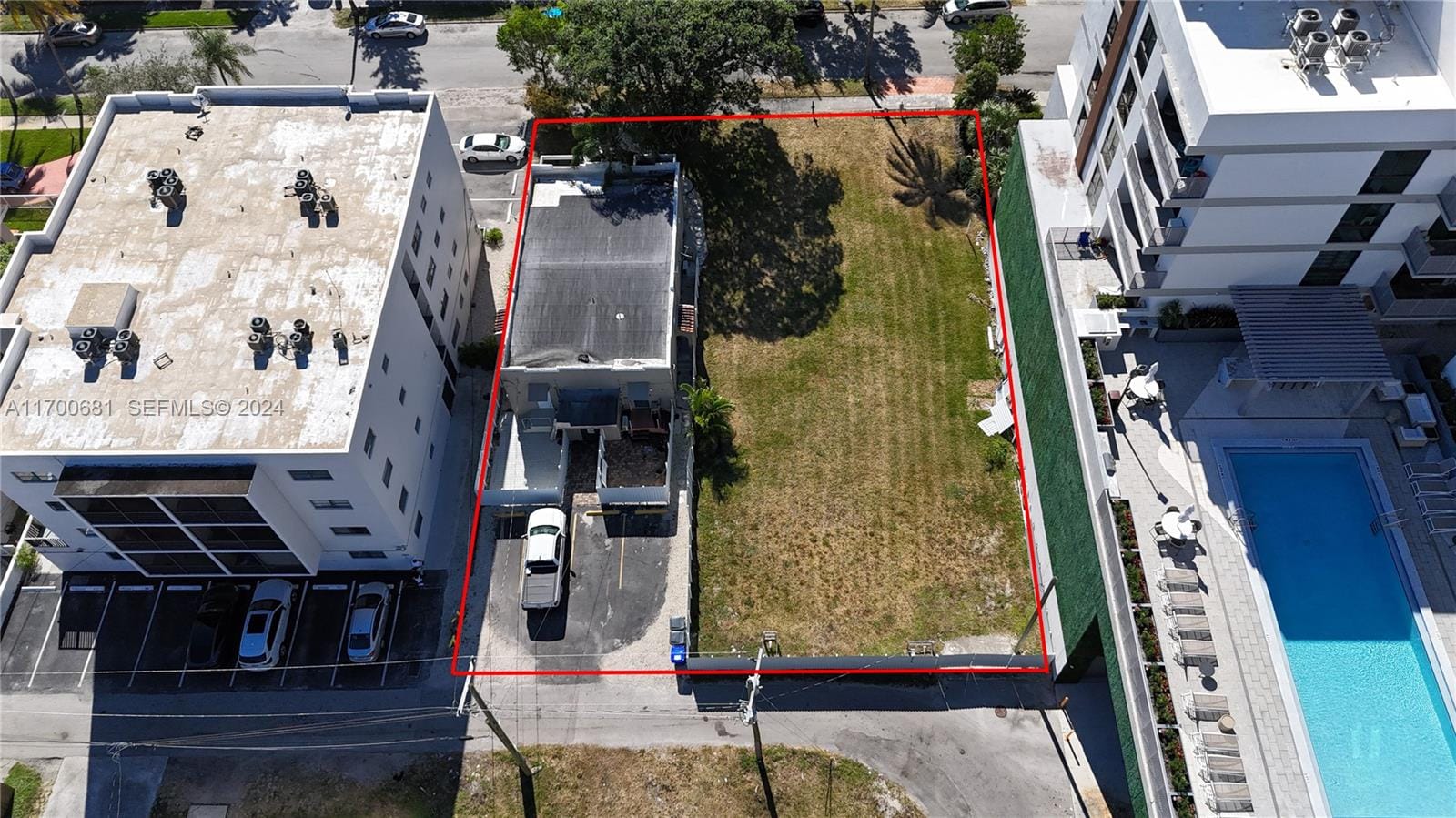 1741 Dewey Street — photo 10