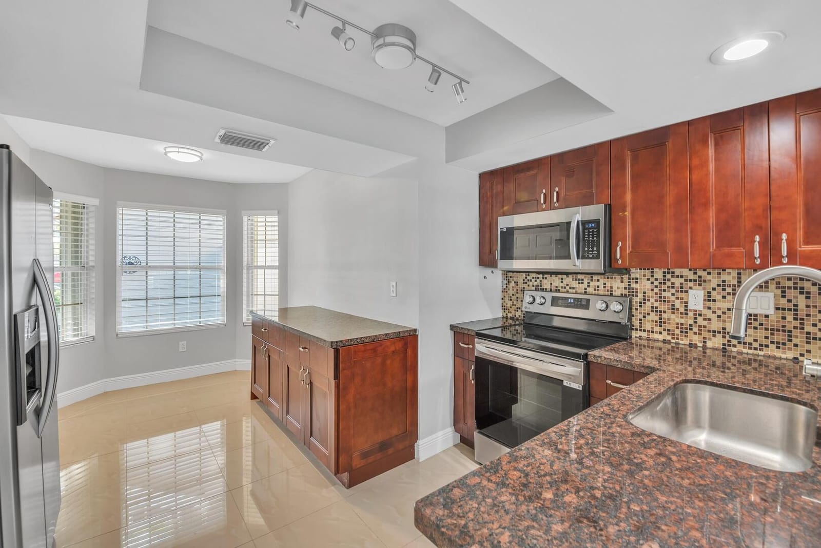 21420 S 54th Drive, Boca Raton, FL 33486 photo 9