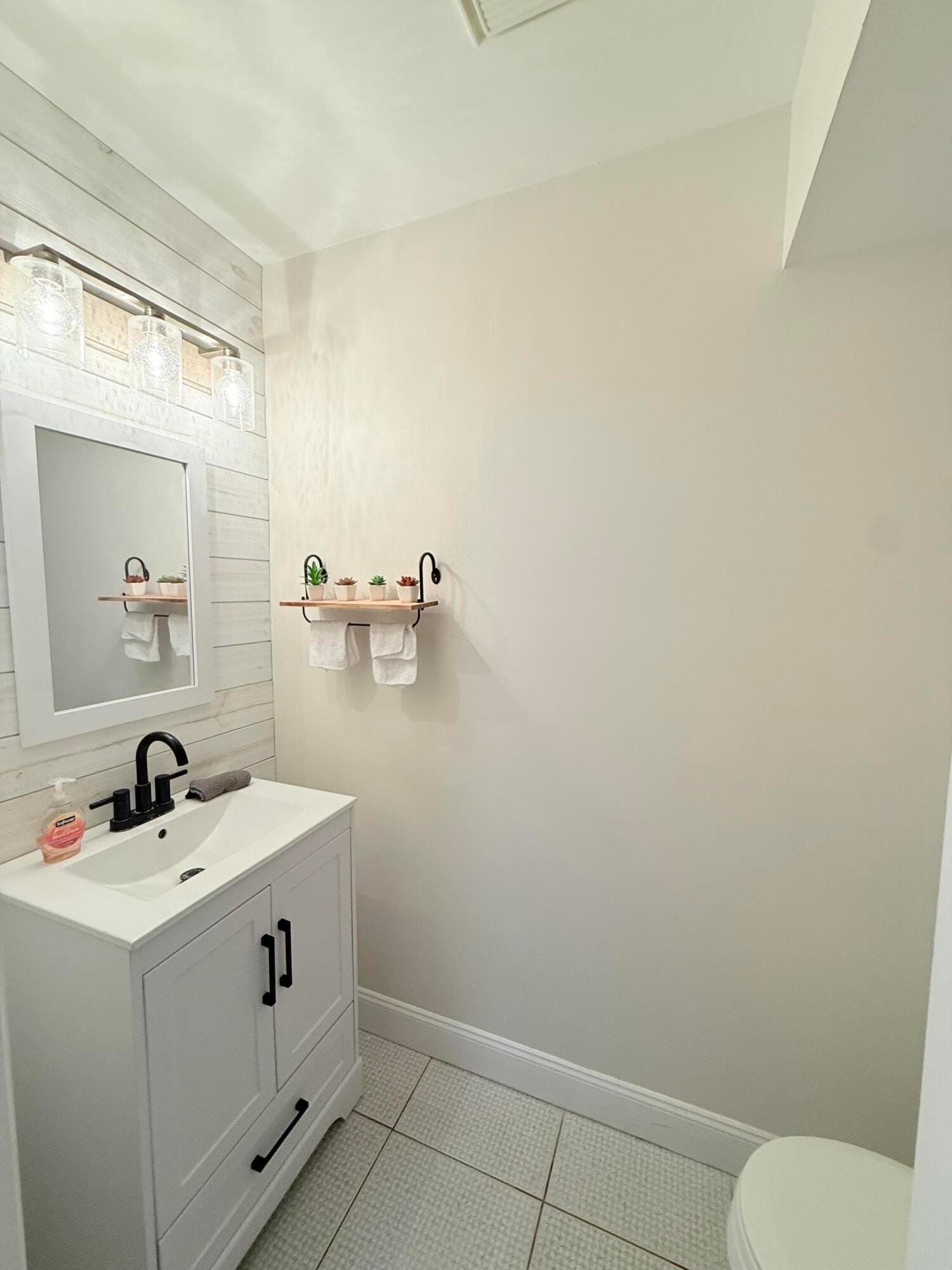 9945 Kamena Circle — photo 3