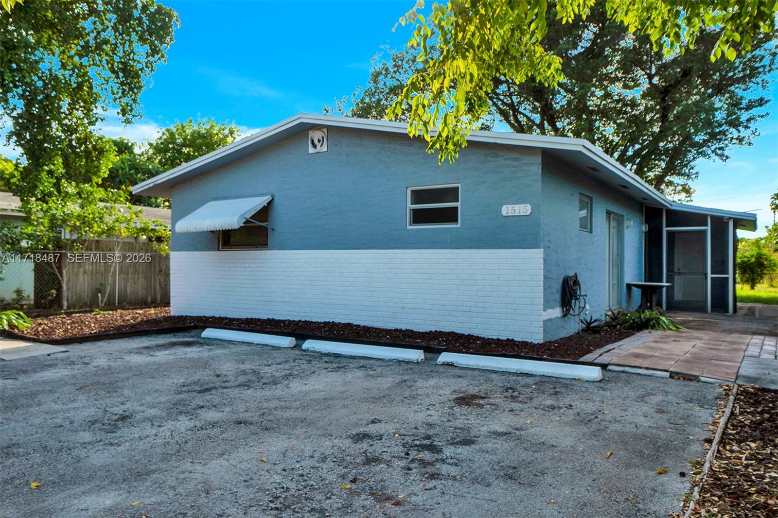 1515 NW 2nd Avenue — photo 2