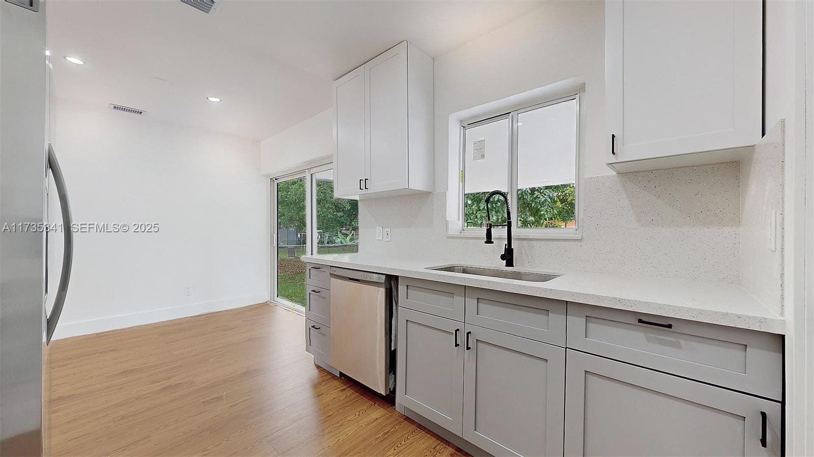 870 NE 157 Terrace — photo 10
