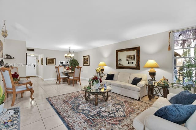 400 Commodore Drive 217, sold in Lago West Condominium, Plantation, FL