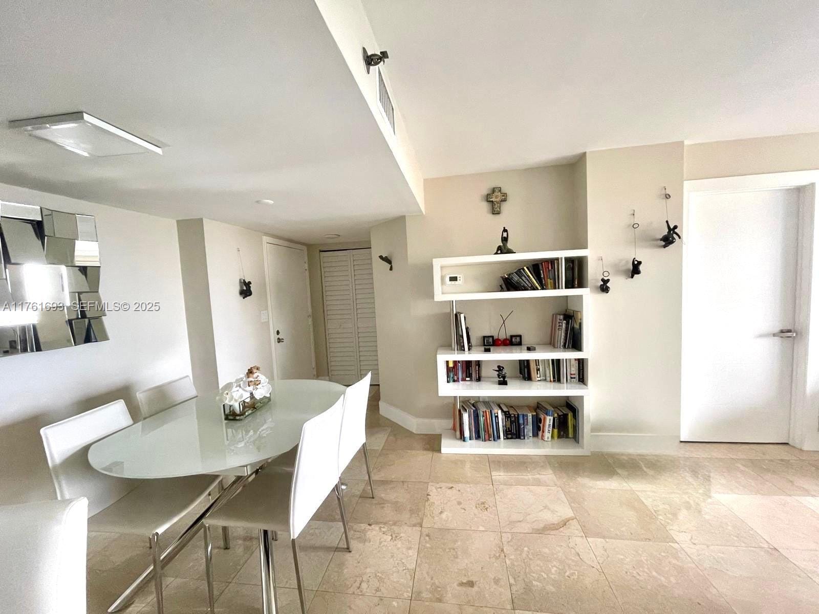 770 Claughton Island Drive 904, Miami, FL 33131 photo 6