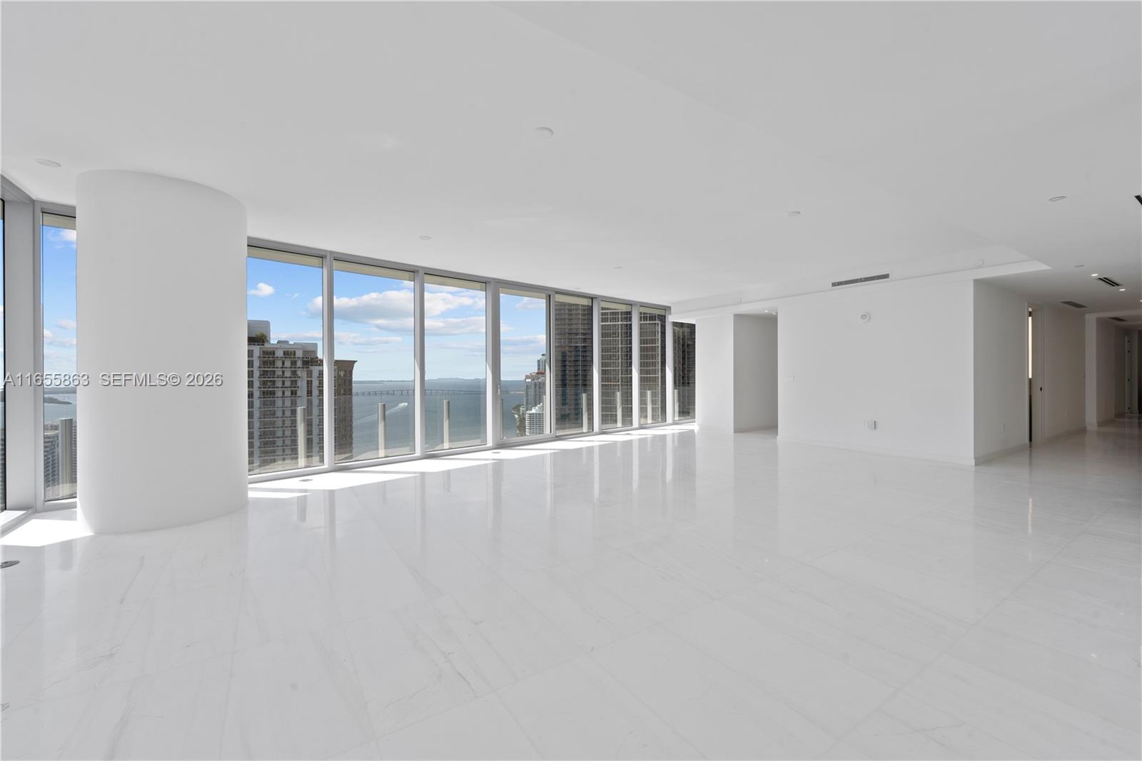 300 Biscayne Blvd Way 3201, Miami, FL 33131 photo 13