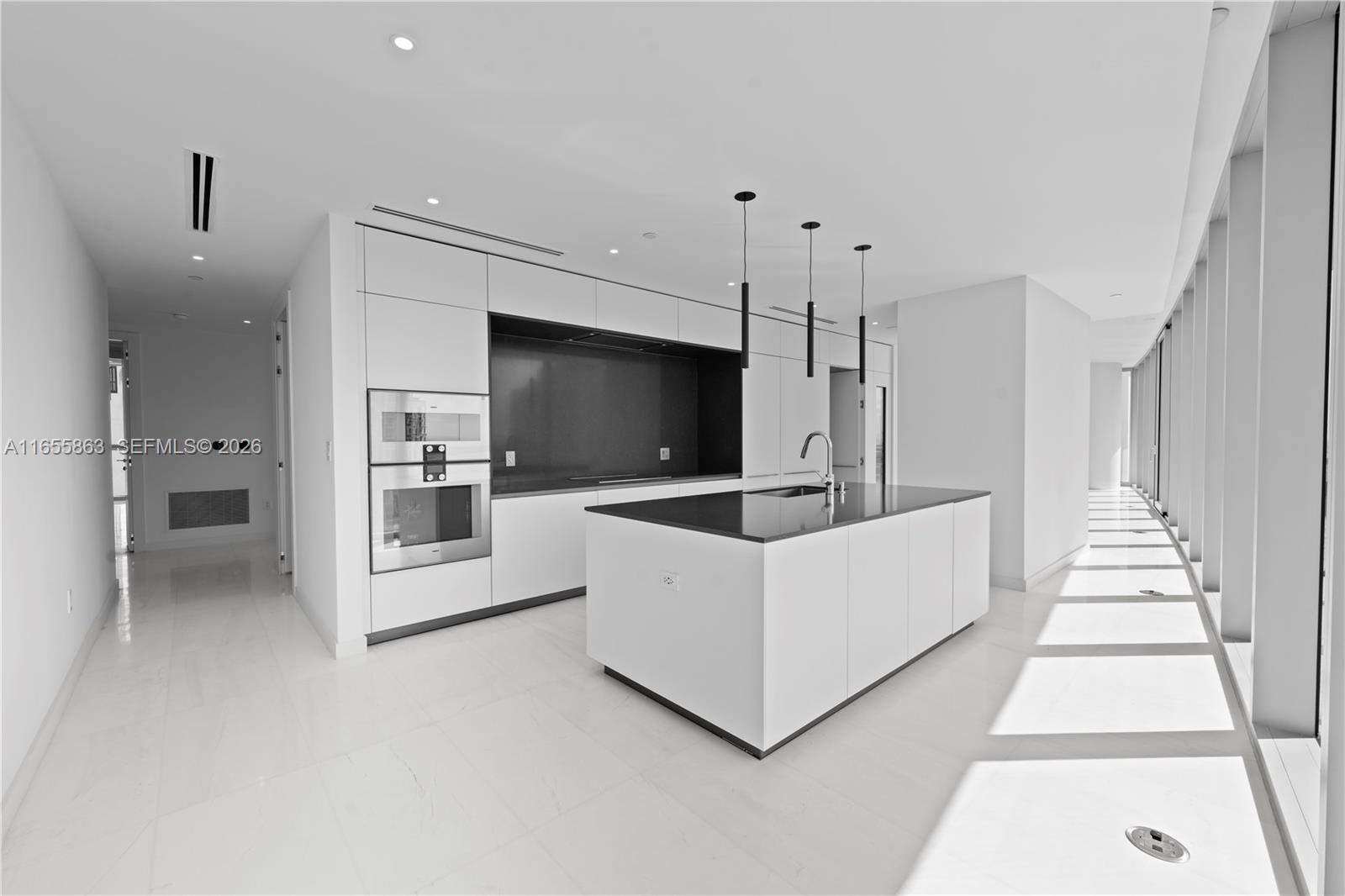 300 Biscayne Blvd Way 3201, Miami, FL 33131 photo 23