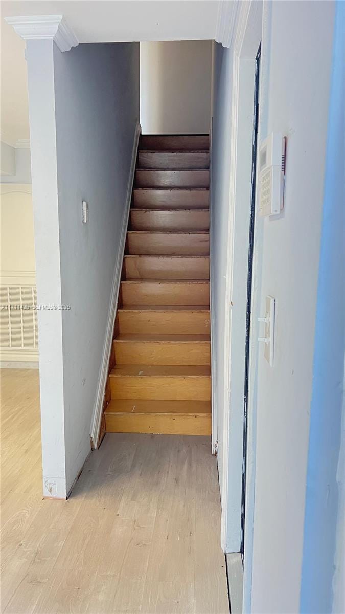 1751 W 38th Place 1002A — photo 6