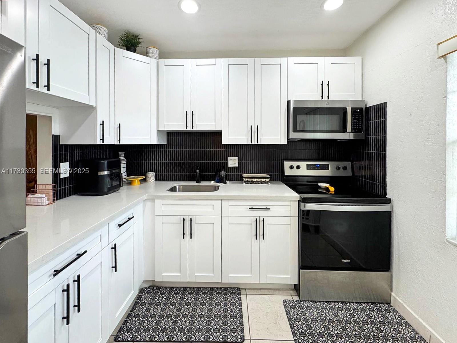 7305 NW 5th Place 203, Margate, FL 33063