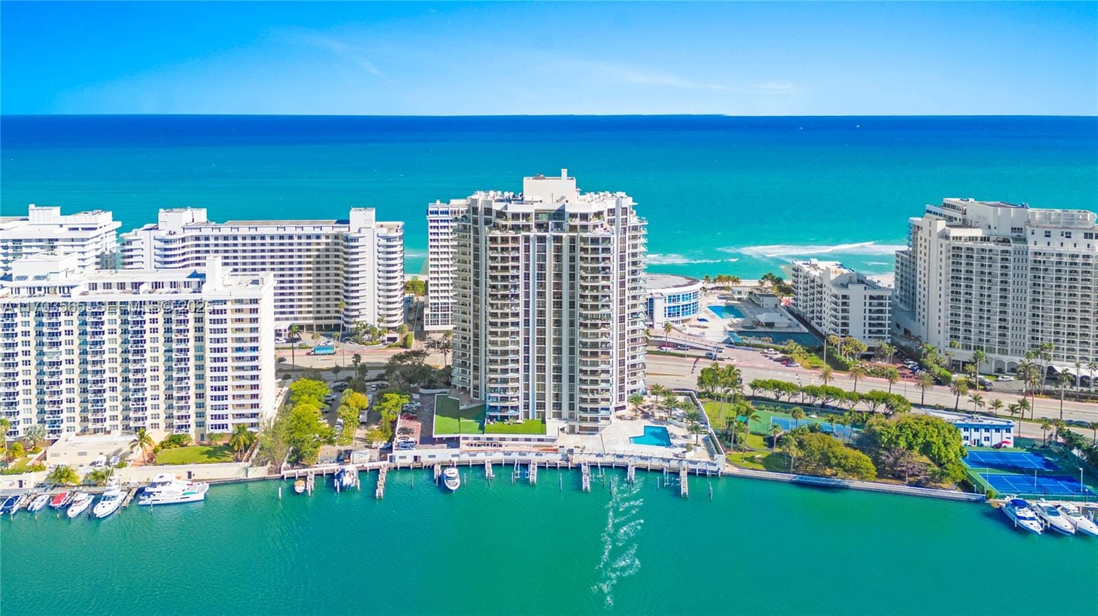 5500 Collins Avenue 2302, Miami Beach, FL 33140 photo 2