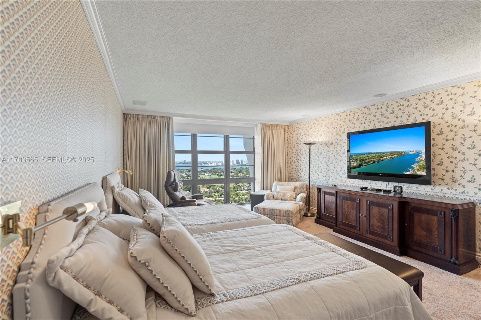 5500 Collins Avenue 2302, Miami Beach, FL 33140 photo 24