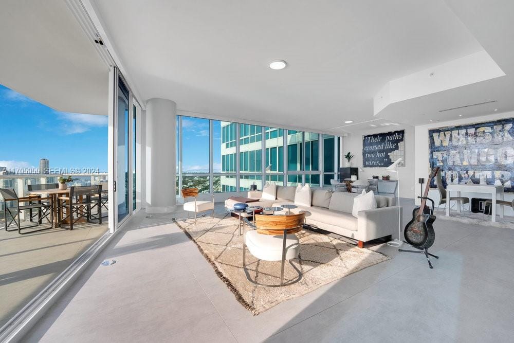100 S Pointe Drive 3601, Miami Beach, FL 33139 photo 4