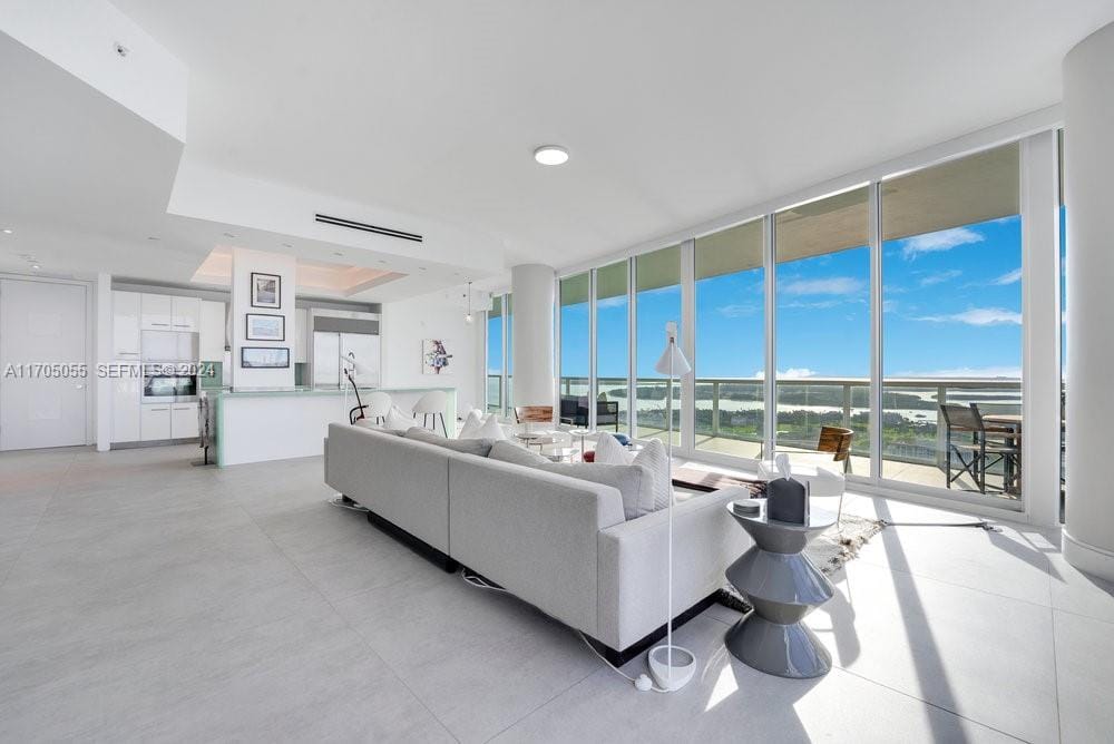 100 S Pointe Drive 3601, Miami Beach, FL 33139 photo 9