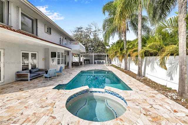 15263 SW 141 Street, sold in Christina Estates, Miami, FL