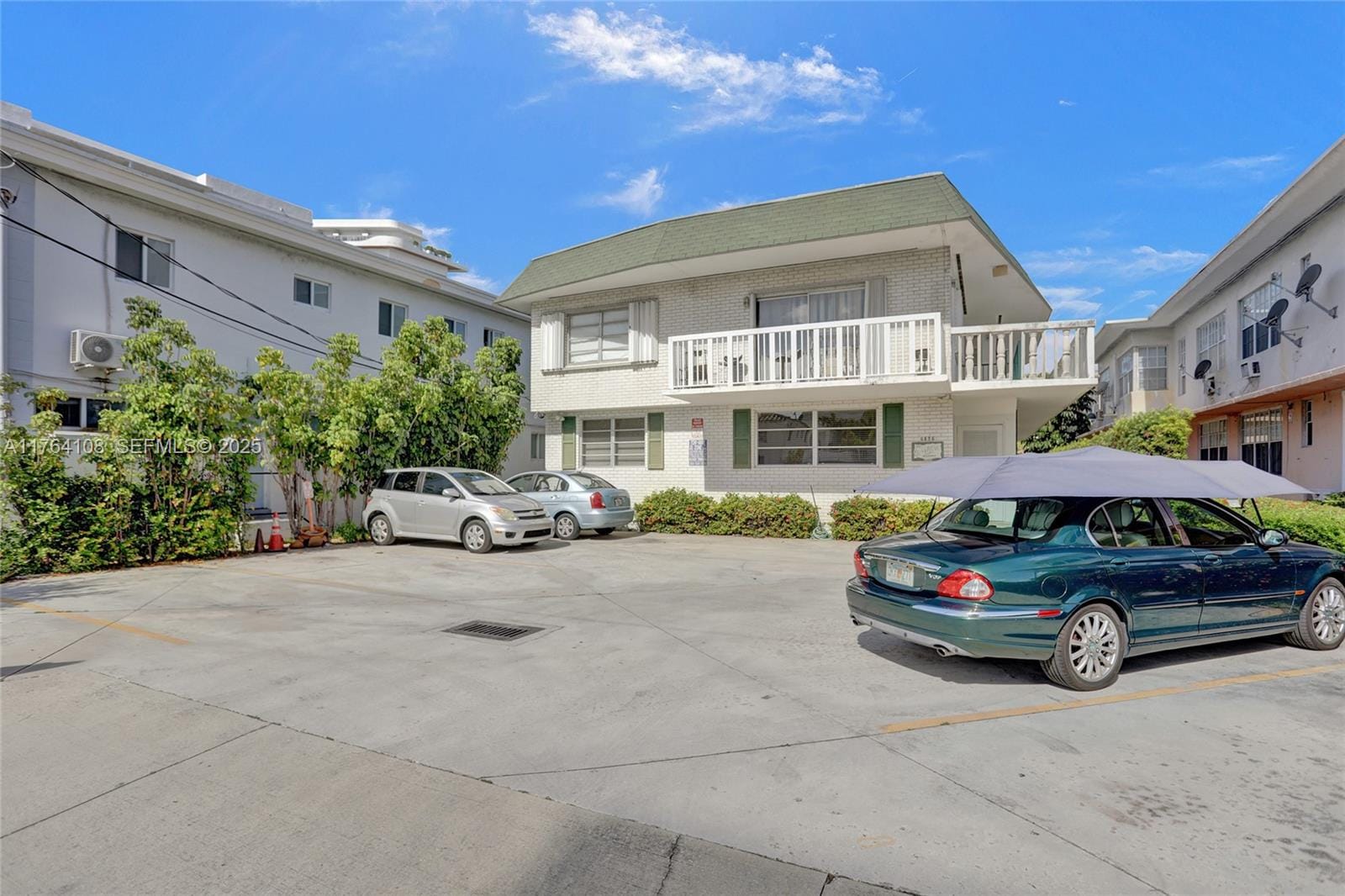 6856 Abbott Avenue 7, Miami Beach, FL 33141 photo 2