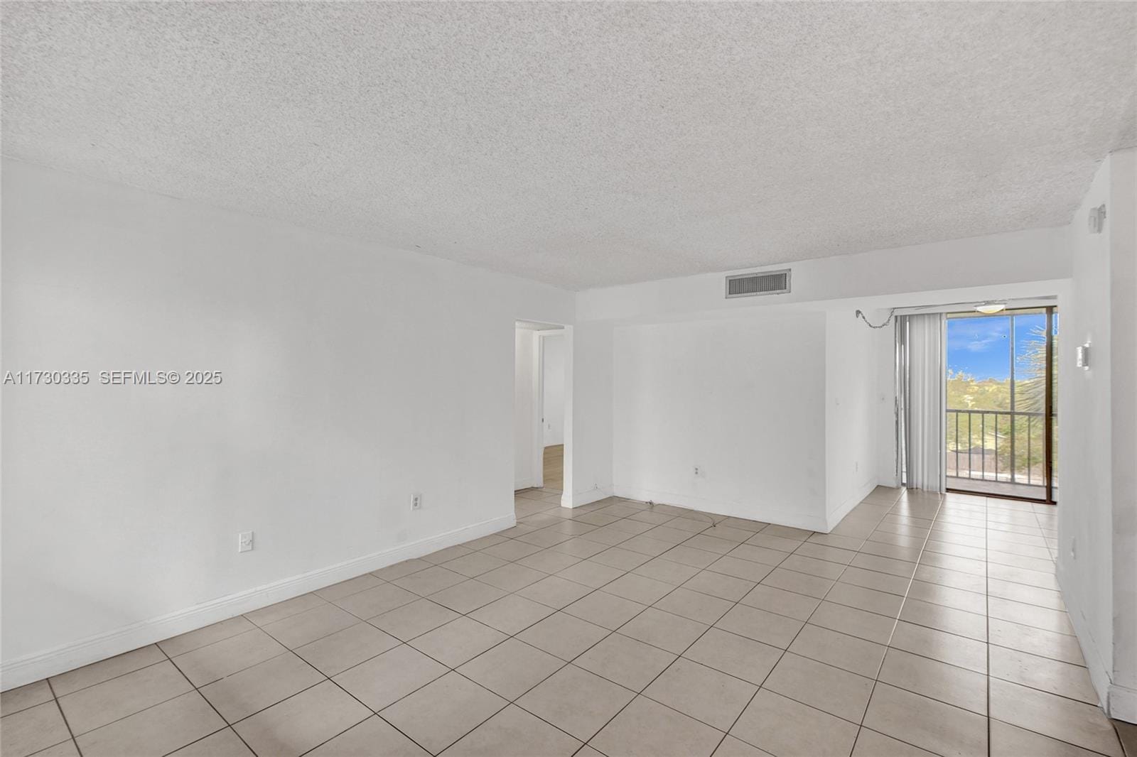 8500 SW 133rd Ave Road 411 — photo 2