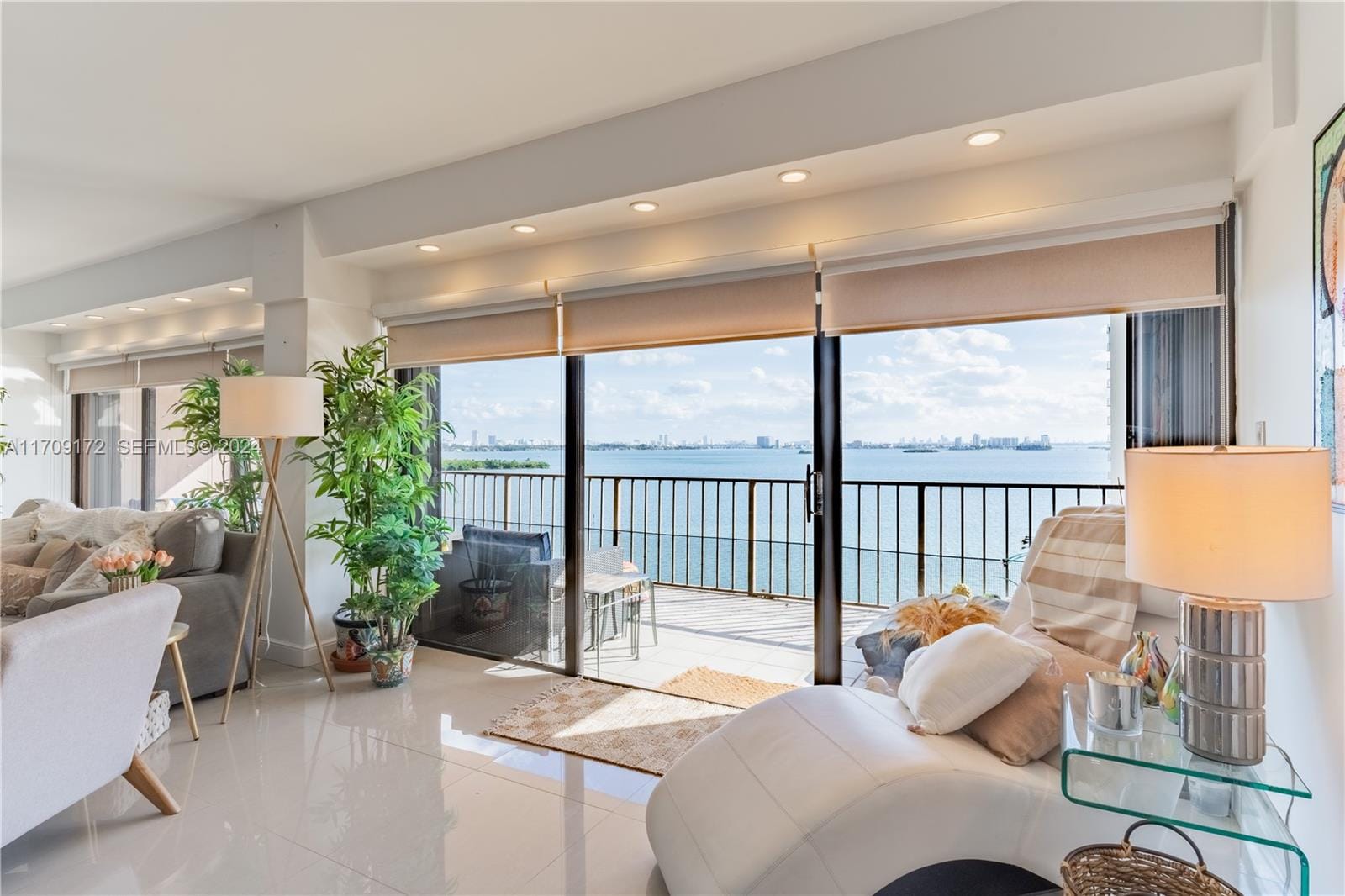 1800 NE 114th Street 1105, Miami, FL 33181 photo 17