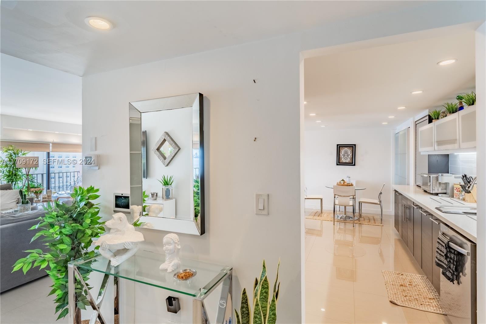 1800 NE 114th Street 1105, Miami, FL 33181 photo 3