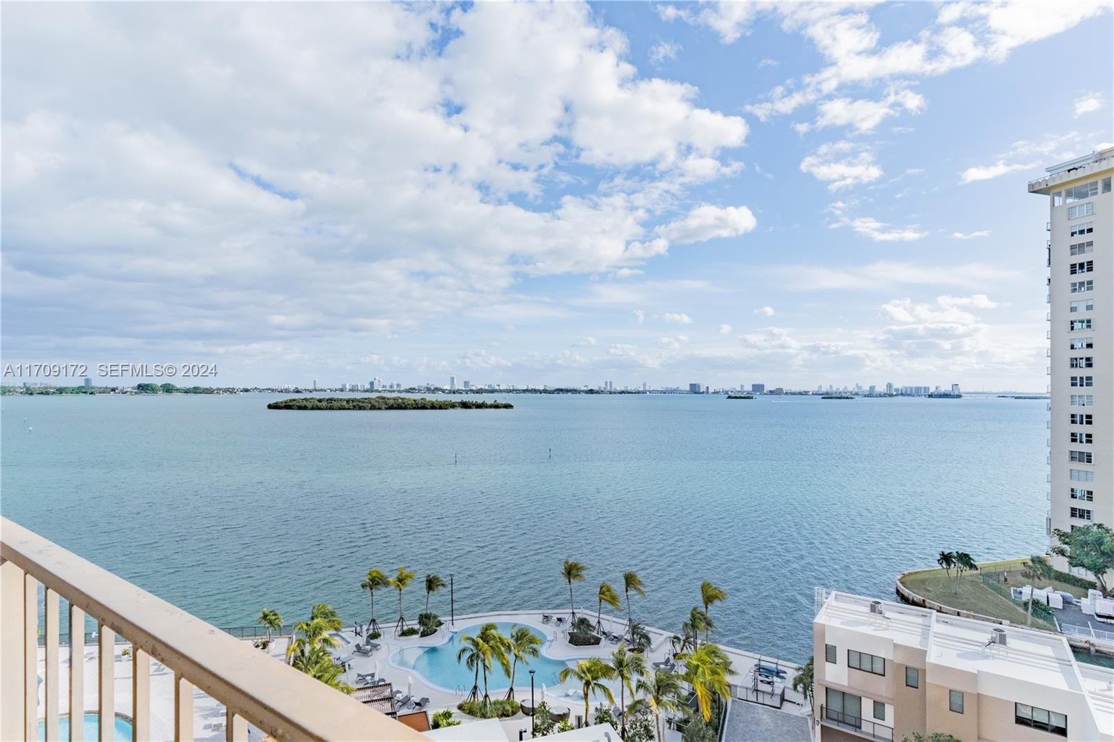 1800 NE 114th Street 1105, Miami, FL 33181 photo 21