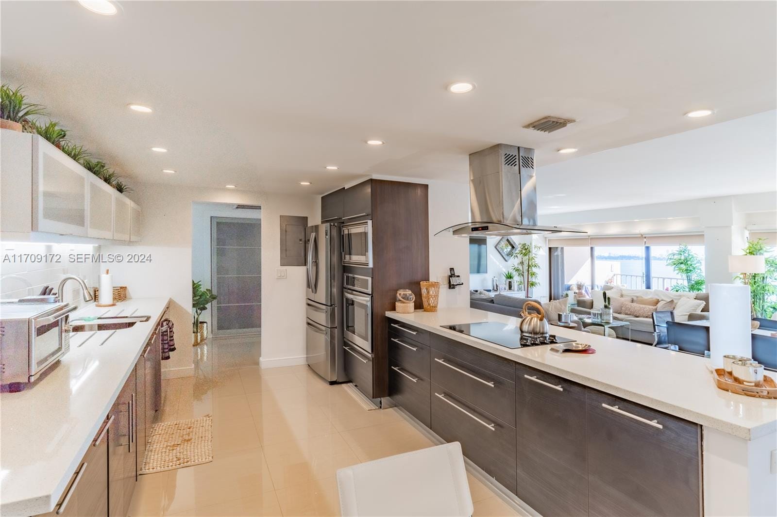 1800 NE 114th Street 1105, Miami, FL 33181 photo 8