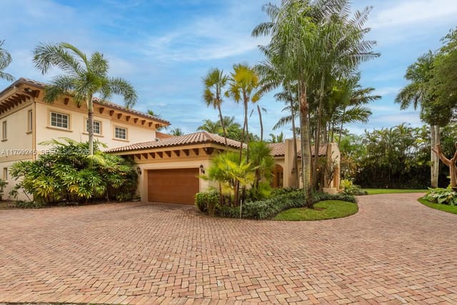 9601 SW 68th Avenue, sold in Pinecrest, Pinecrest, FL