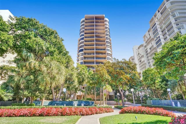 10175 Collins Avenue 404, Bal Harbour, FL 33154
