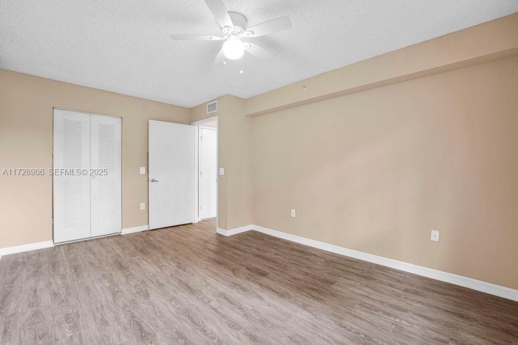4195 N Haverhill Road 304, West Palm Beach, FL 33417 photo 2