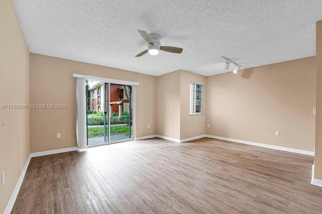 4195 N Haverhill Road 304, West Palm Beach, FL 33417 photo 14