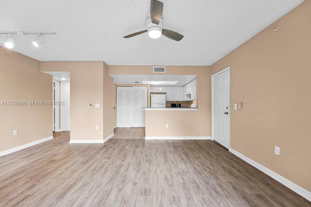 4195 N Haverhill Road 304, West Palm Beach, FL 33417 photo 17