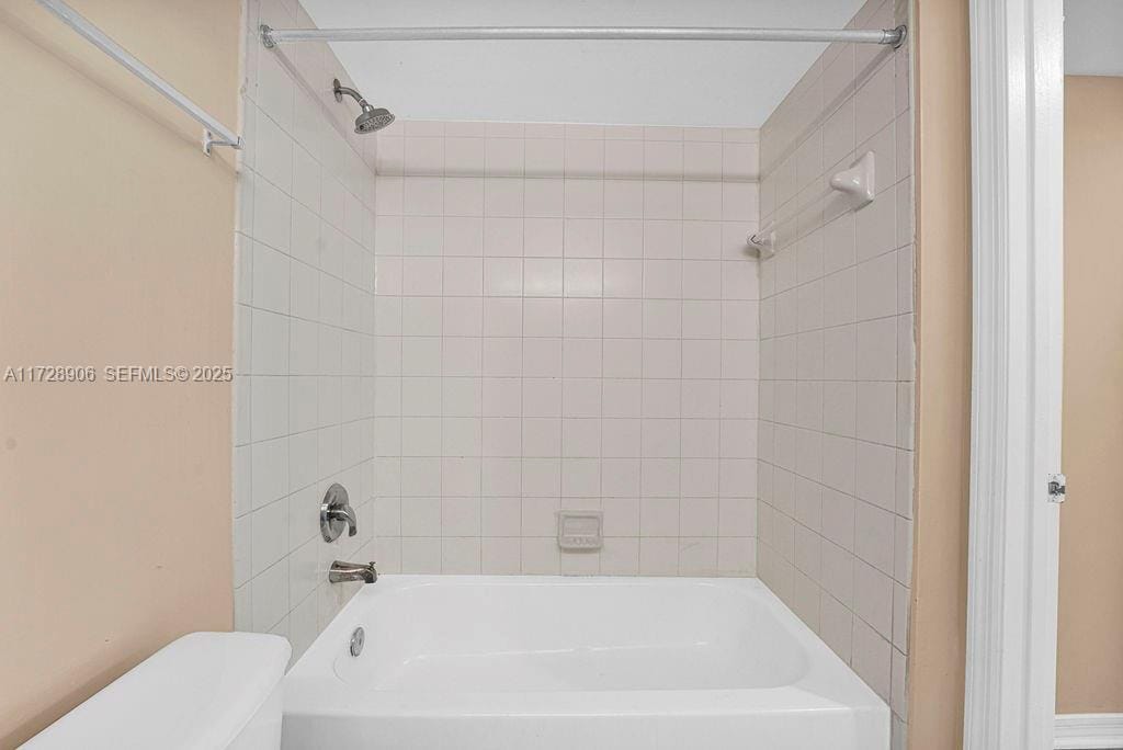4195 N Haverhill Road 304, West Palm Beach, FL 33417 photo 22