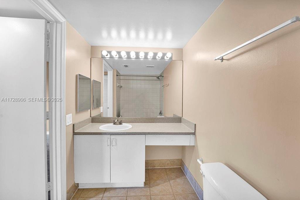 4195 N Haverhill Road 304, West Palm Beach, FL 33417 photo 23