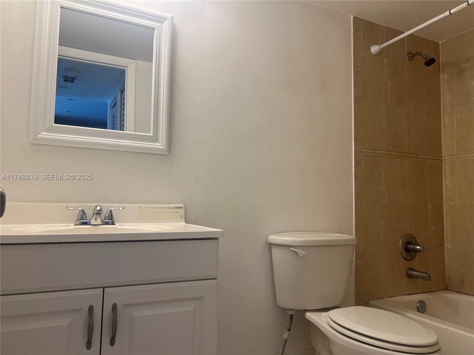 12035 NE 2nd Avenue A417, North Miami, FL 33161 photo 11