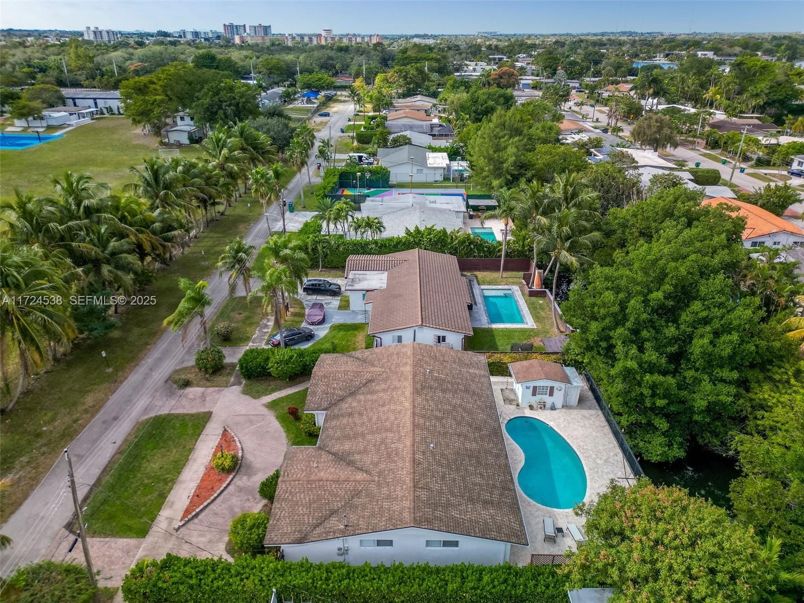 2325 NE 191st Street, Miami, FL 33180