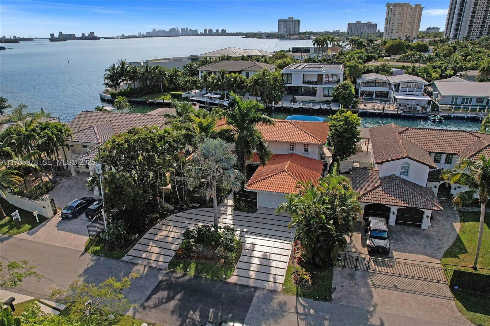 1960 NE 118th Road, North Miami, FL 33181 photo 5